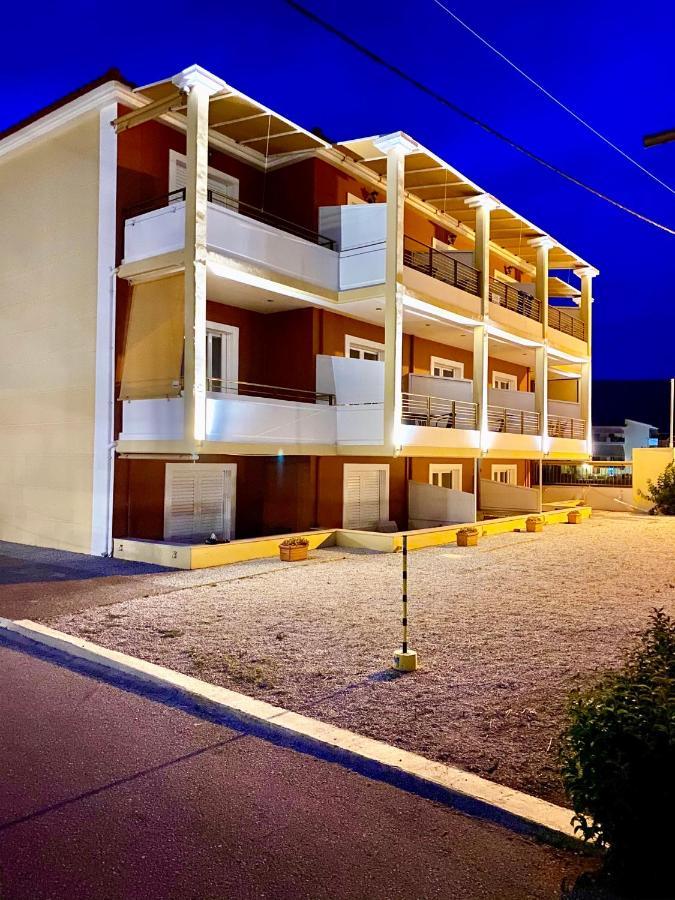 Zoom Beach Hotel Кандия Экстерьер фото