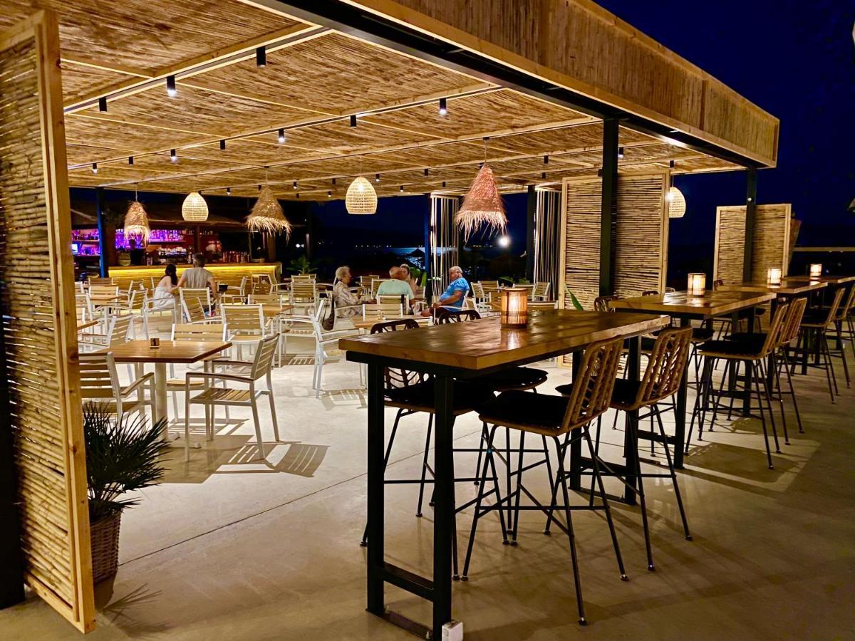 Zoom Beach Hotel Кандия Экстерьер фото